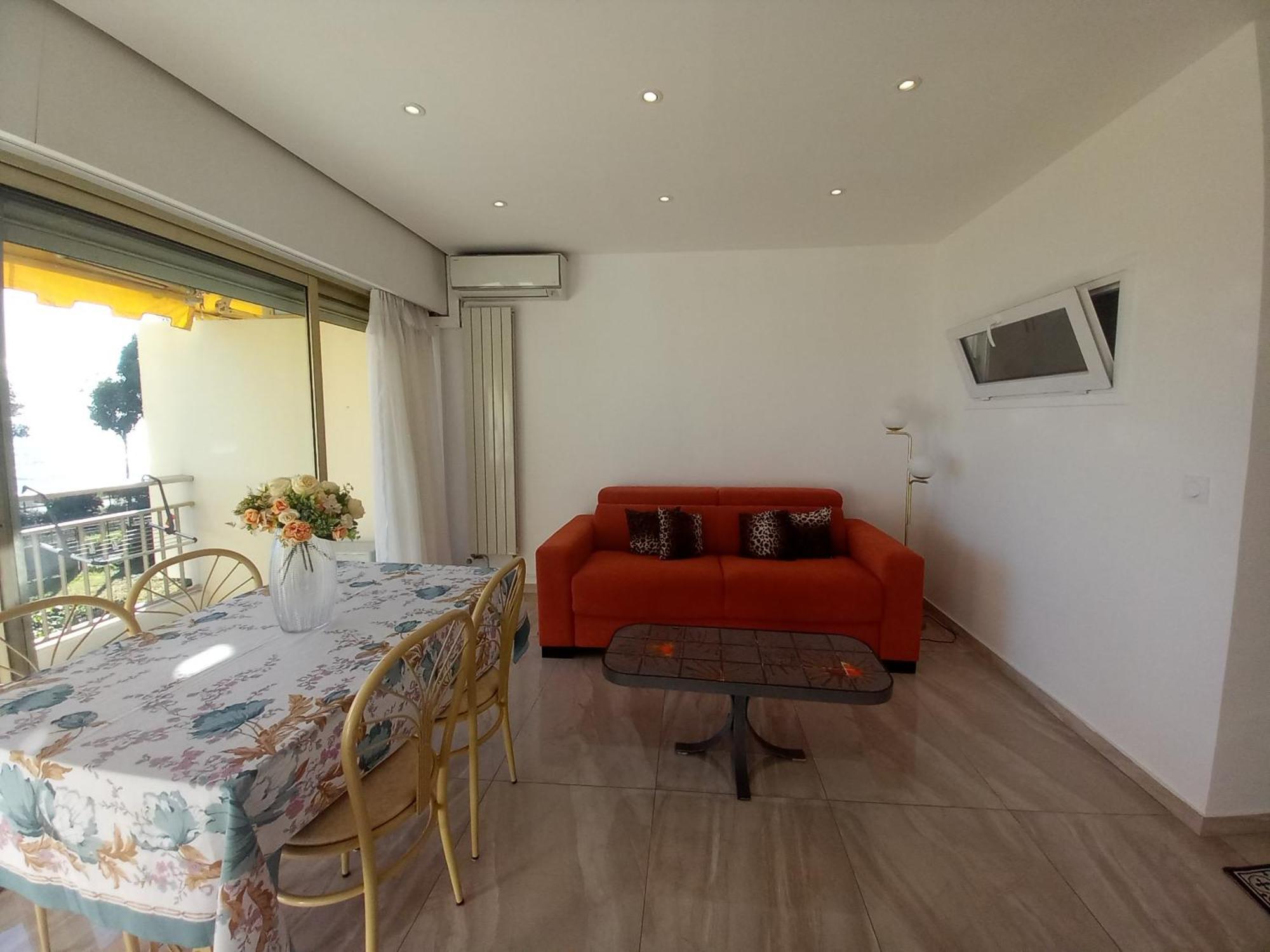 Le Trident B Apartment *